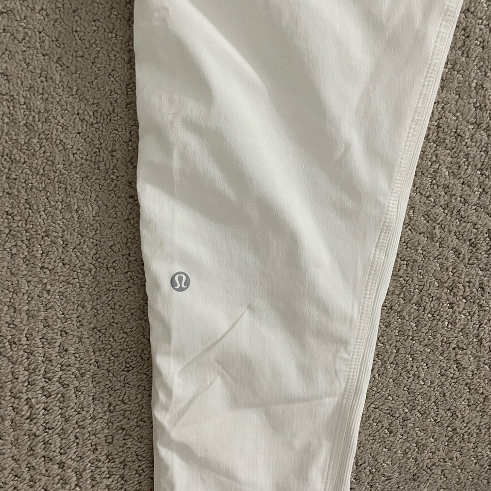 Lululemon pants! - Picture 7 of 10